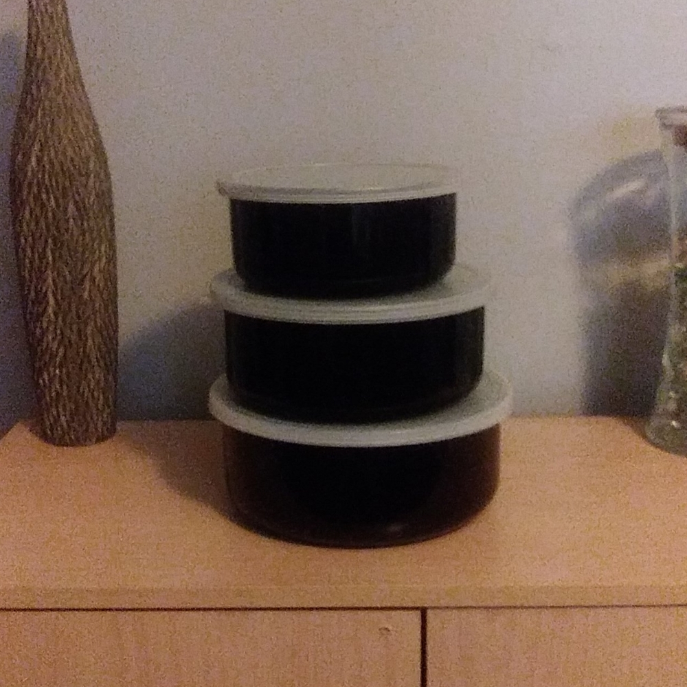 Medal storage containers